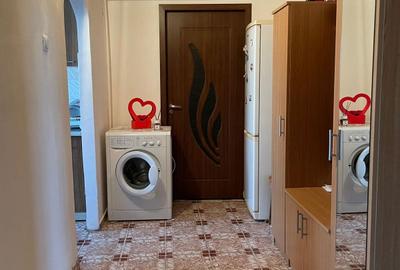 Apartament cu 2 camere decomandat în Exterior Vest