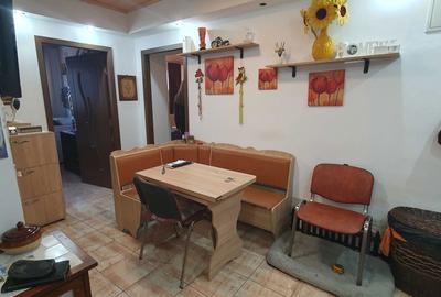 Apartament cu 2 camere decomandat în Central - 2