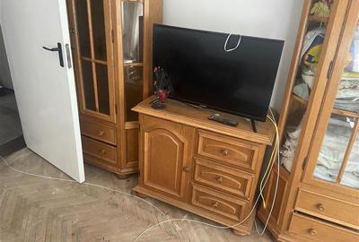 Apartament 3 camere , zona Gara, et 2/4 , centrala termica individuala , pret fi - 2