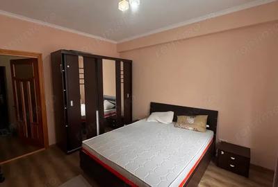 Apartament cu 2 camere decomandat în Crângași