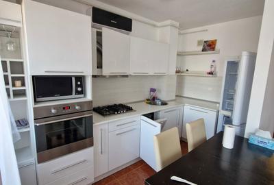 Apartament cu 3 camere decomandat în Central - 4