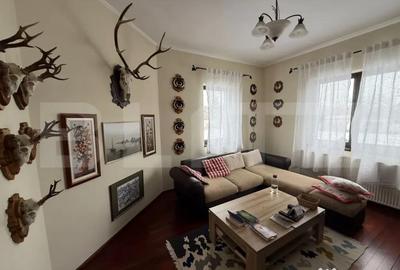 Casă cu 8 camere cu Teren 2759 Mp în Mușcel - 12