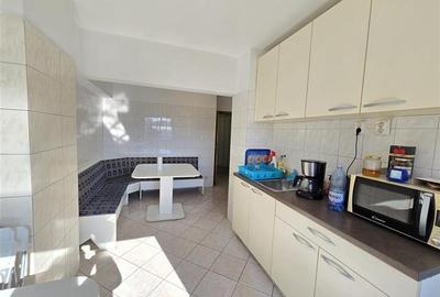 Apartament cu 5 camere decomandat în Splaiul Unirii - 11