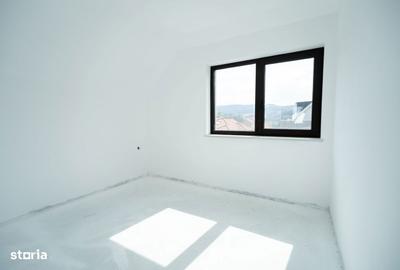 Casă cu 4 camere cu Teren 410 Mp în Florești - 15