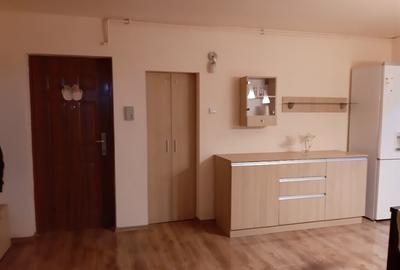 Apartament 4 camere renovat si semimobilat zona 700 - 3