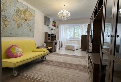 Inchiriere apartament 3 camere Plaza Mall