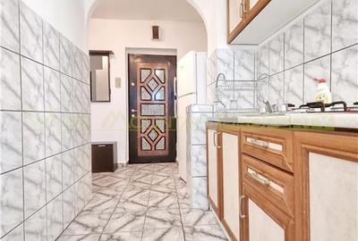 Garsoniera spatioasa de inchiriat str. De Mijloc - 4