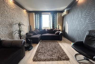 Apartament cu 4 camere decomandat în 1 Decembrie 1918 - 2