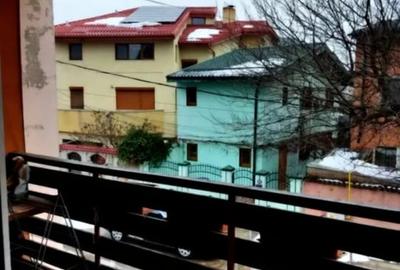 Vila de inchiriat | 5 camere | Mansarda | Metrou M1 - 10