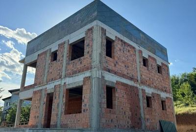 Casă cu 5 camere cu Teren 450 Mp în Brănești - 9