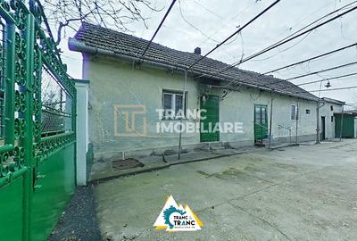 Casă cu 4 camere cu Canalizare în Cuvin - 2