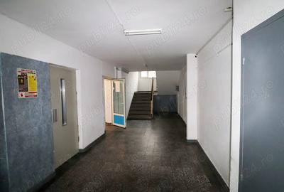 Garsonieră decomandată în Titan - 5