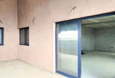 Casă cu 5 camere cu Teren 1000 Mp în Mândruloc