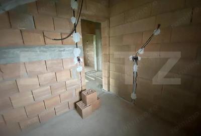 Casă cu 7 camere cu Teren 700 Mp în Aghireș - 6