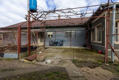 Casă cu 4 camere cu Teren 1440 Mp în Central - 5