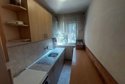 Apartament cu 2 camere nedecomandat în Dâmbu Pietros