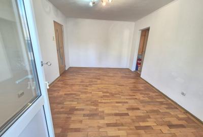 Apartament cu 2 camere semidecomandat în Centrul Civic - 3