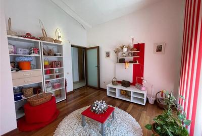 Casă individuală cu 5 camere cu Canalizare în Ultracentral - 12