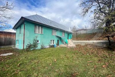 Casa individuala, zona Centrala, 10 ari teren, Prundu Bargaului - 1