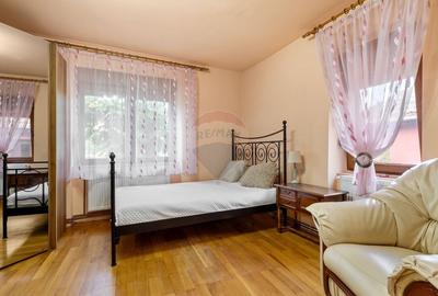 Casa de vanzare in Pecica - teren generos, utilata si mobilata complet - 9