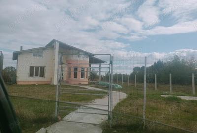 Vand casa com suseni P+M ?i anexa garaj auto cu canal fara acoperi? finalizare - 5