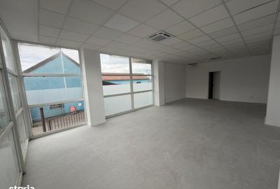 Spațiu comercial, de 52.5 mp, în Nufărul - 4