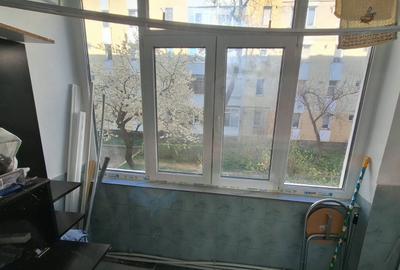 Apartament cu 3 camere decomandat în Dărmănești - 8