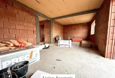 Duplex pe parter, 3 camere, 80 mp utili, 325 mp teren - Sanandrei