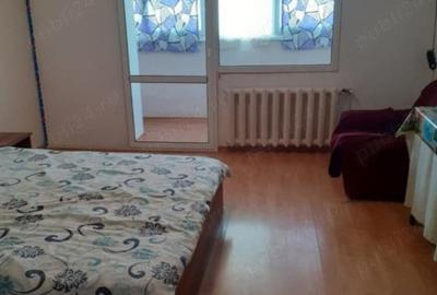 NAVODARI ORAȘ-ZONA PENNY- 2BAI- COMPARTIMENTAT IN 2 GARSONIERE-COMISION 0%