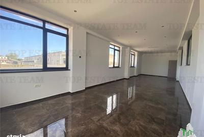 Spațiu comercial, de 65 mp, în Central - 5