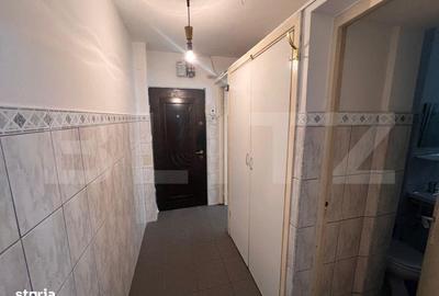 Spațiu comercial, de 80 mp, în Central - 7