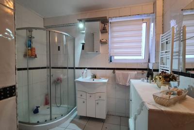 Casă cu 5 camere cu Teren 300 Mp în Mihai Bravu - 12