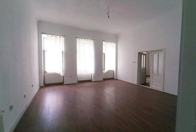 Spatiu Comercial Traian