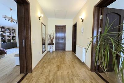 Vila de vanzare - Mamaia Nord, la doar 100 m de plaja - 20