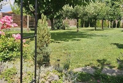 Casă cu 3 camere în Central - 11