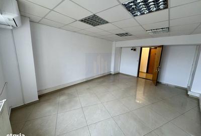 Spațiu comercial, de 27 mp, în Unirii - 17