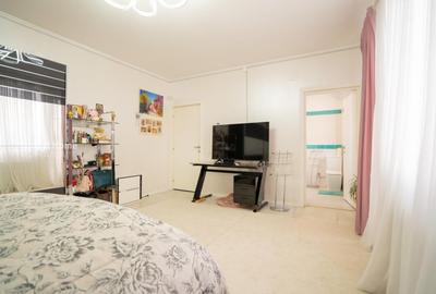 Casă individuală cu 8 camere cu Canalizare în Central - 22