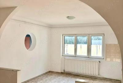 Casă cu 5 camere cu Teren 140 Mp în Lipovei - 7