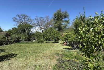 Teren de 756 mp, în Măgura