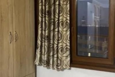 Garsonieră semidecomandată în Far