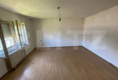 Casă cu 5 camere cu Teren 400 Mp în Central - 2
