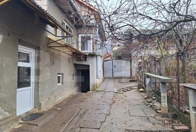 Casa individuala, 2 camere, 85 mp, zona Cugir - 7