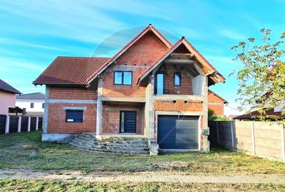Casă individuală cu 4 camere cu Teren 517 Mp în Vladimirescu - 1