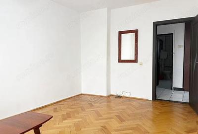 Apartament cu 3 camere decomandat în Central - 15