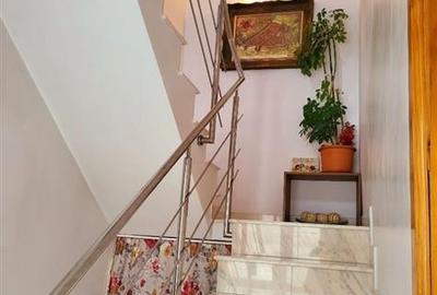 Vila Cristian, mobilata si utilata, gradina, pomi fructiferi, spatii recreere - 4