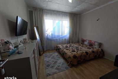 Apartament cu 3 camere decomandat în Central - 1