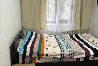 Apartament cu 3 camere decomandat în Canta - 5