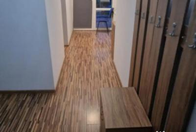 Spațiu comercial, de 322 mp, în Central - 8