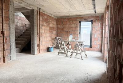 Duplex, 102mp Utili, 225mp Teren, 4 Camere, Constructie Noua - Giroc