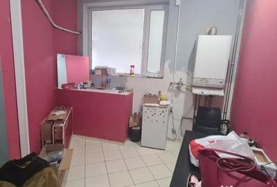 Spațiu comercial, de 92 mp, în Central - 5